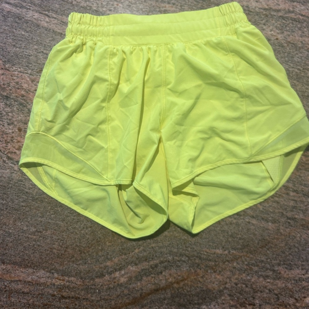 Lululemon Athletica Yellow Athletic Shorts Lightweight Performance